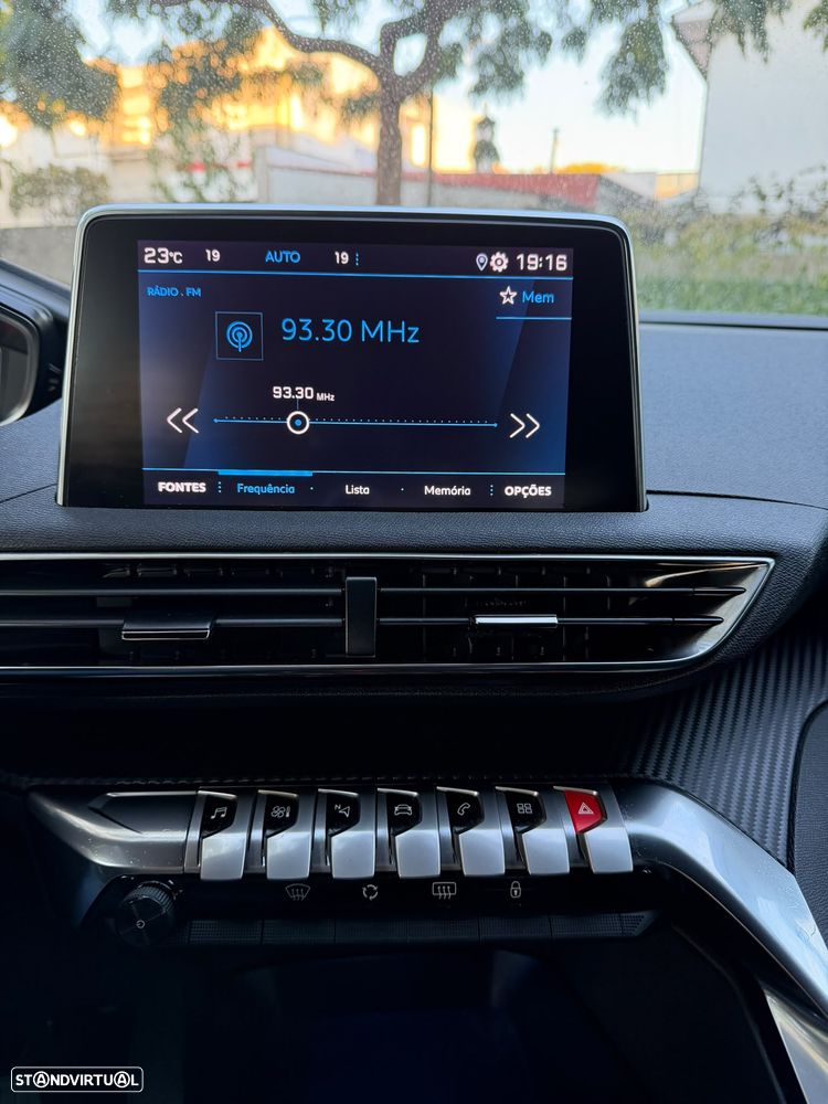 Peugeot 3008 - 12