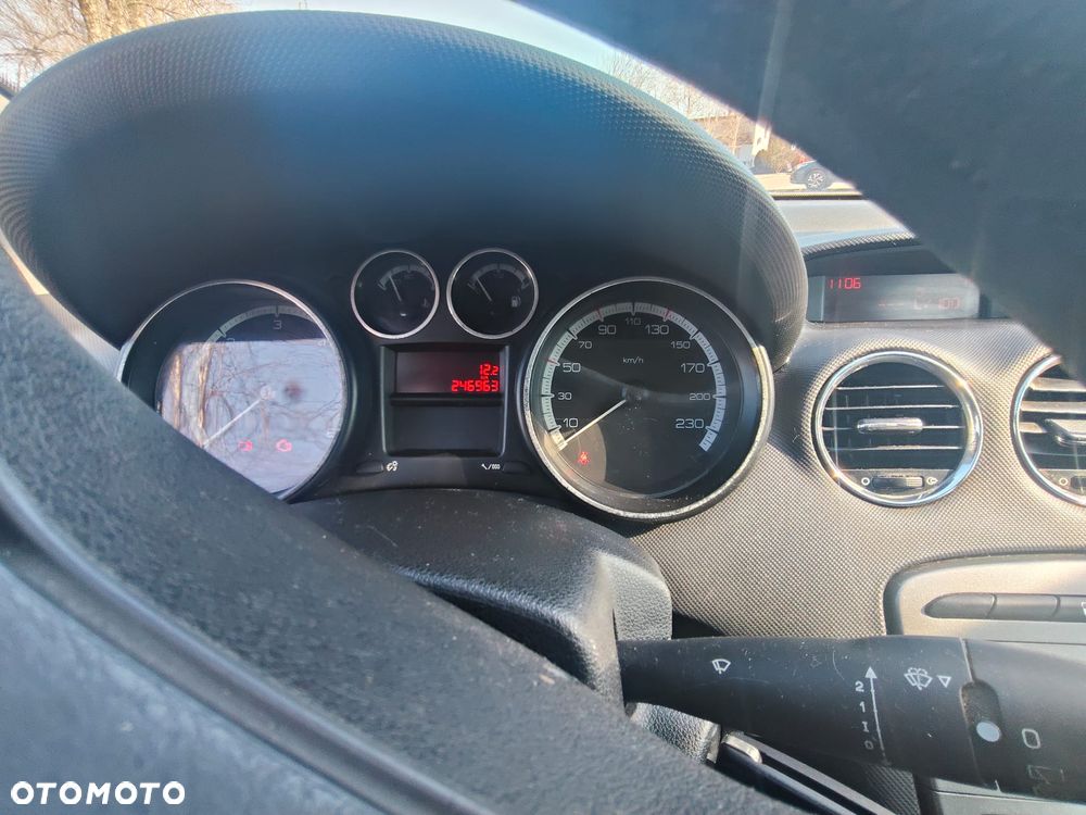 Peugeot 308 1.6 HDi Trendy - 9