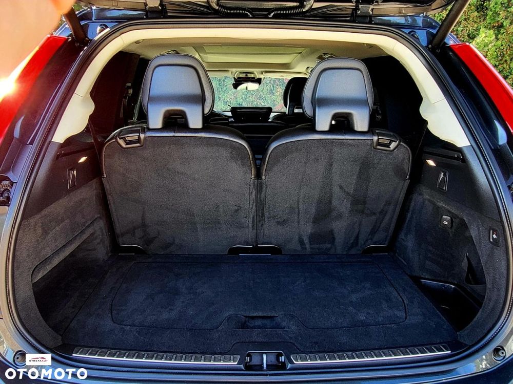 Volvo XC 90 - 38