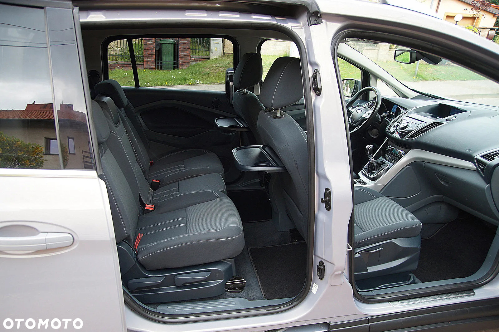 Ford Grand C-MAX 1.6 TDCi Titanium - 20