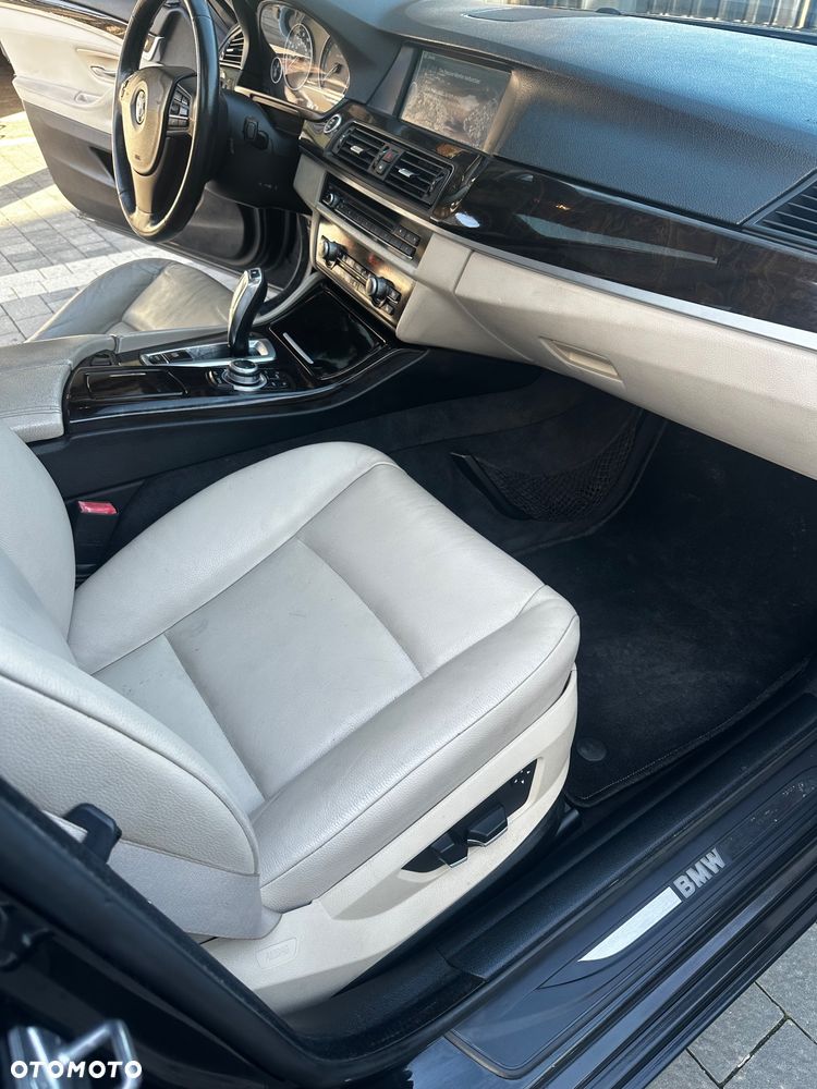 BMW Seria 5 535i Luxury Line - 18