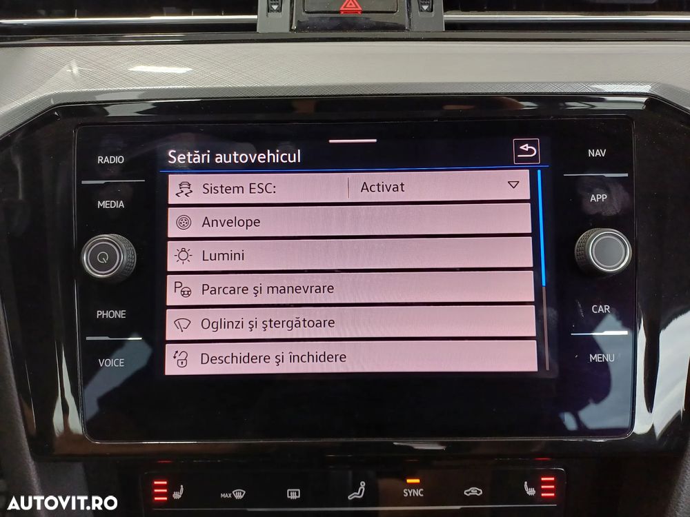 Volkswagen Passat 2.0 TDI DSG Comfortline - 21