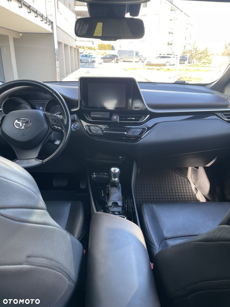 Toyota C-HR Lounge - 15