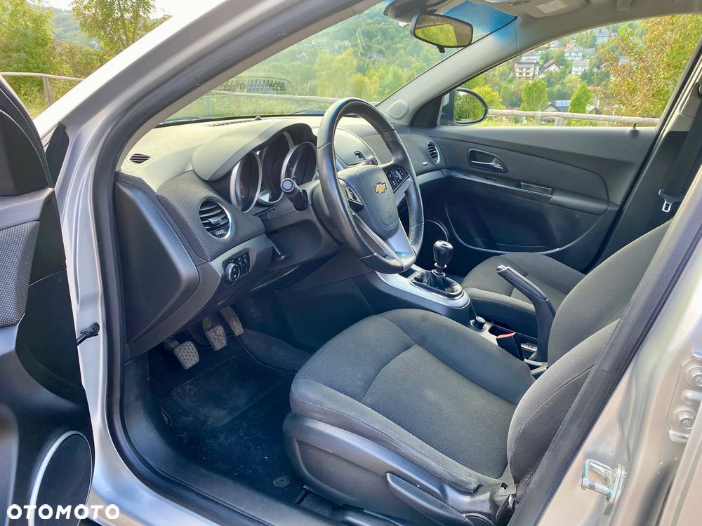 Chevrolet Cruze 1.8 LT - 7