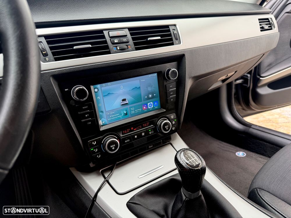 BMW 320 d Sport - 45
