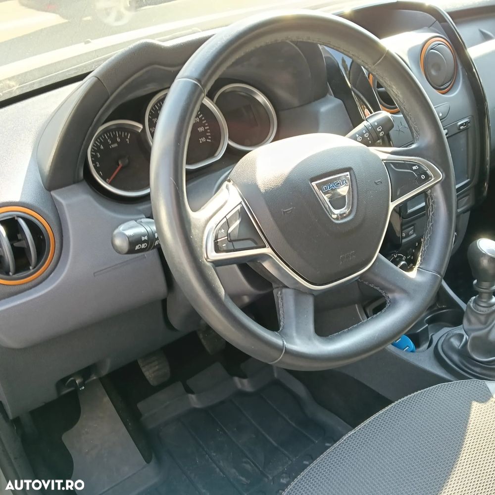 Dacia Duster 1.5 dCi Essential - 3