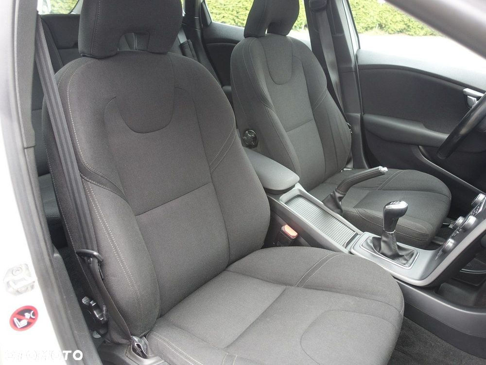 Volvo V40 T2 Kinetic - 15