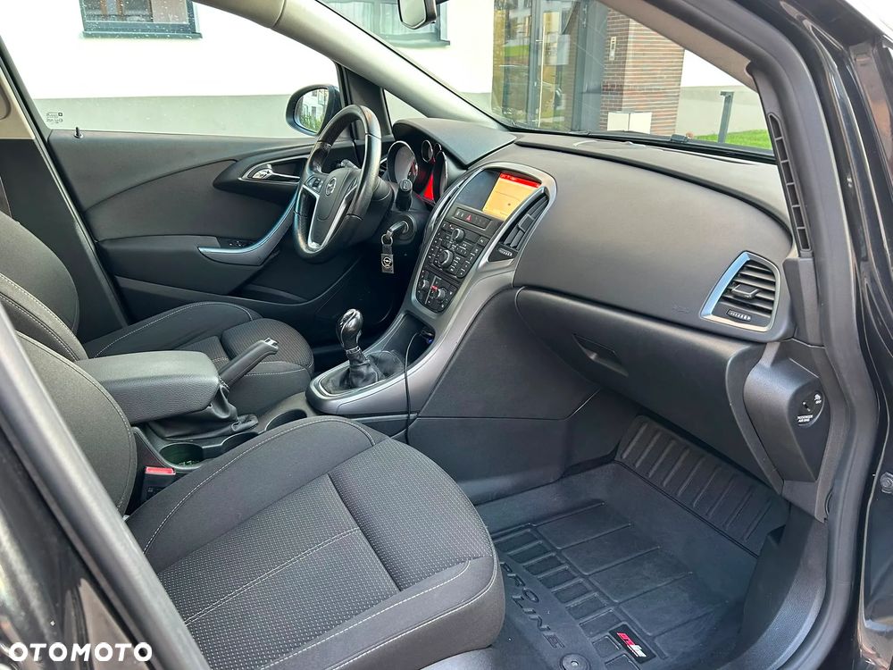 Opel Astra 1.6 CDTI Essentia - 12