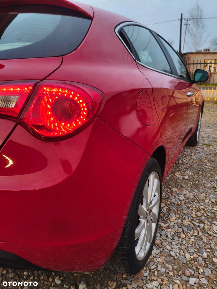 Alfa Romeo Giulietta 1.4 TB 16V Turismo - 16
