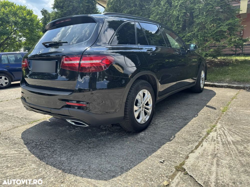 Mercedes-Benz GLC 250 d 4MATIC 9G-TRONIC AMG Line - 5