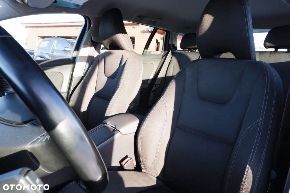 Volvo V60 D3 Geartronic Kinetic - 28