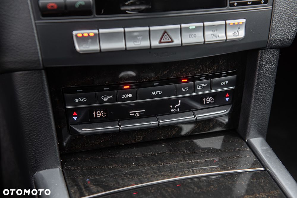 Mercedes-Benz Klasa E 250 CDI 4Matic 7G-TRONIC Avantgarde - 27