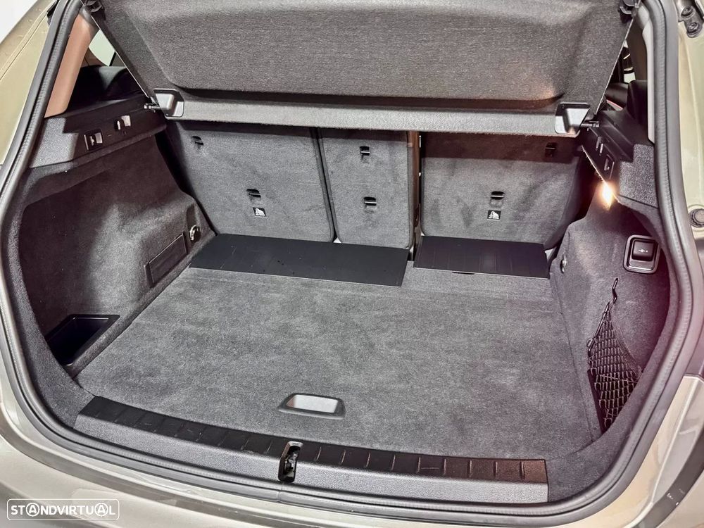 BMW 218 Active Tourer d Line Luxury - 57