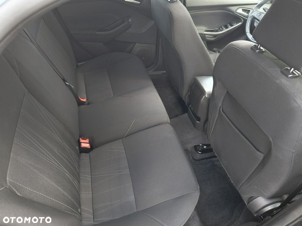 Ford Focus - 17