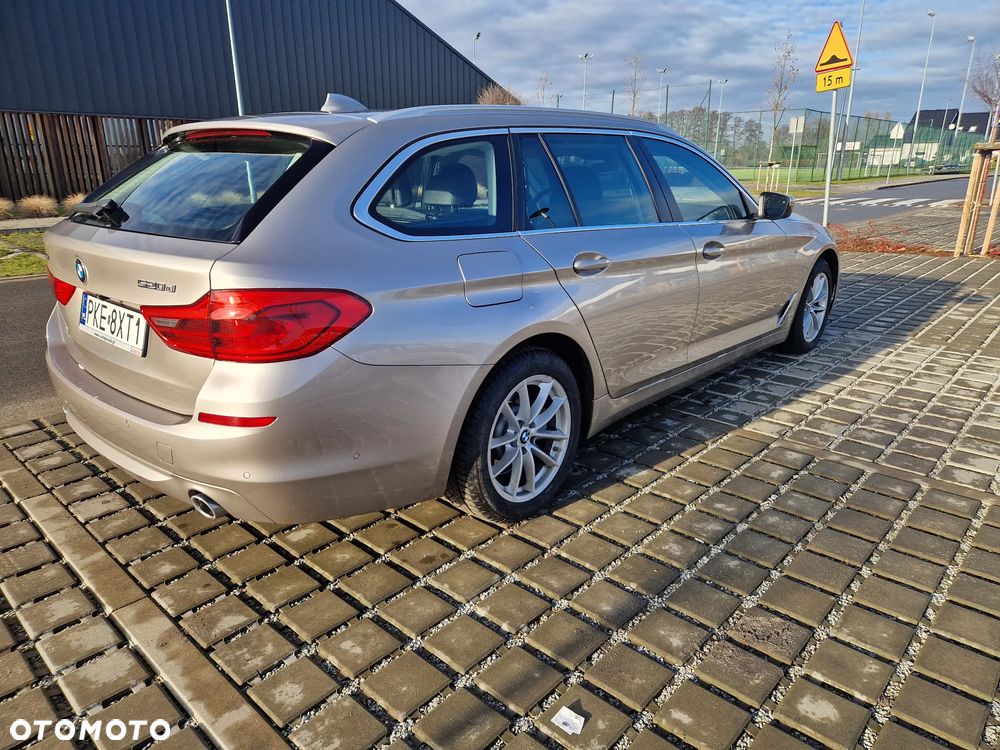 BMW Seria 5 520d xDrive - 3
