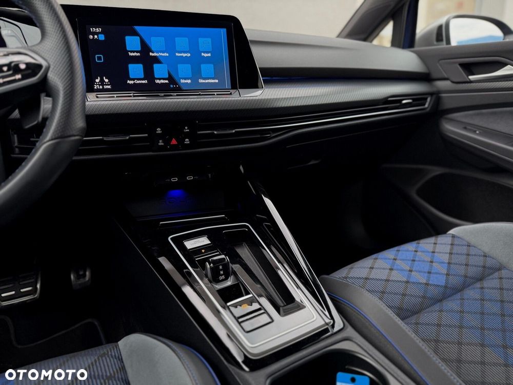 Volkswagen Golf 2.0 TSI 4Motion R DSG - 26