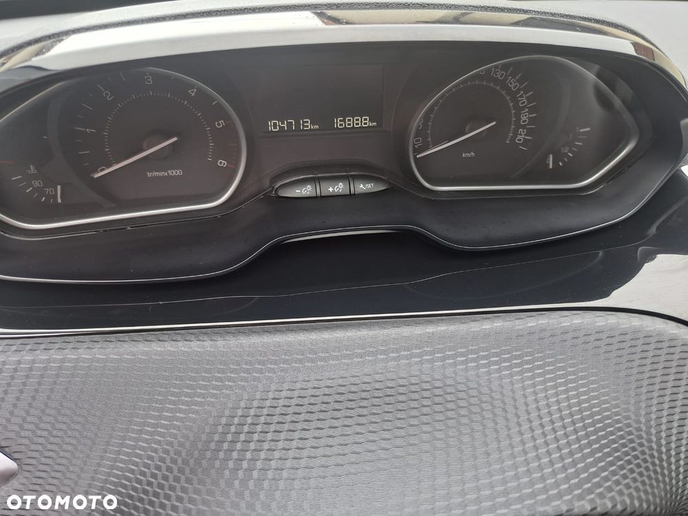 Peugeot 2008 1.6 BlueHDi Active - 9