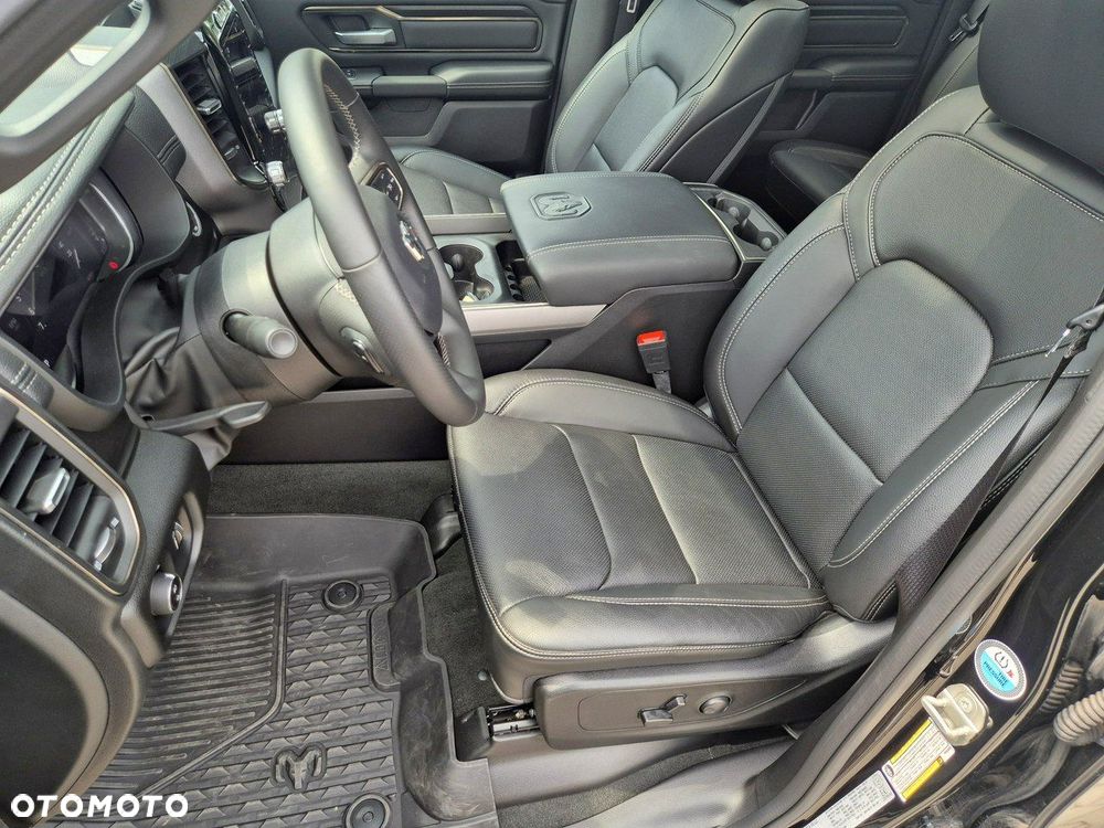 RAM 1500 Crew Cab Sport - 21