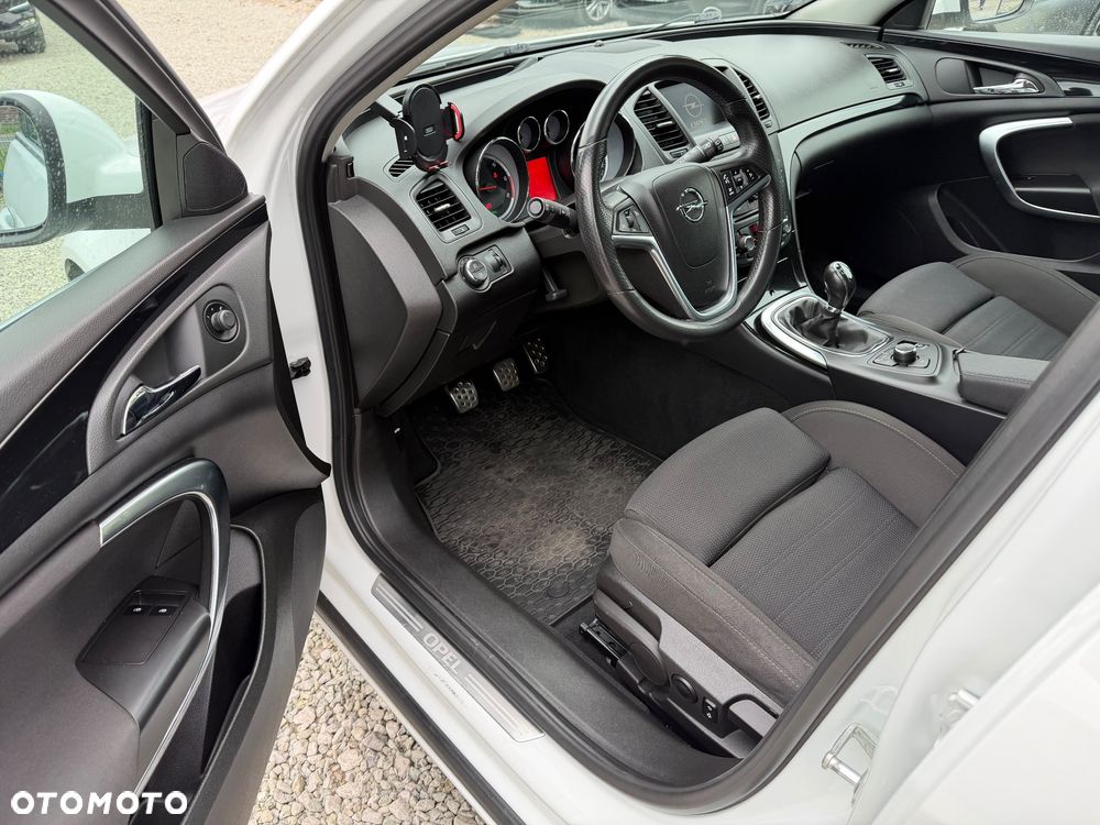 Opel Insignia 2.0 CDTI - 24