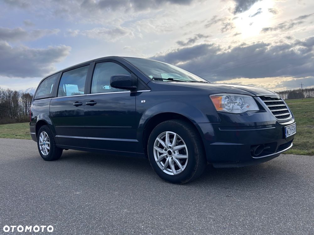 Chrysler Grand Voyager - 13