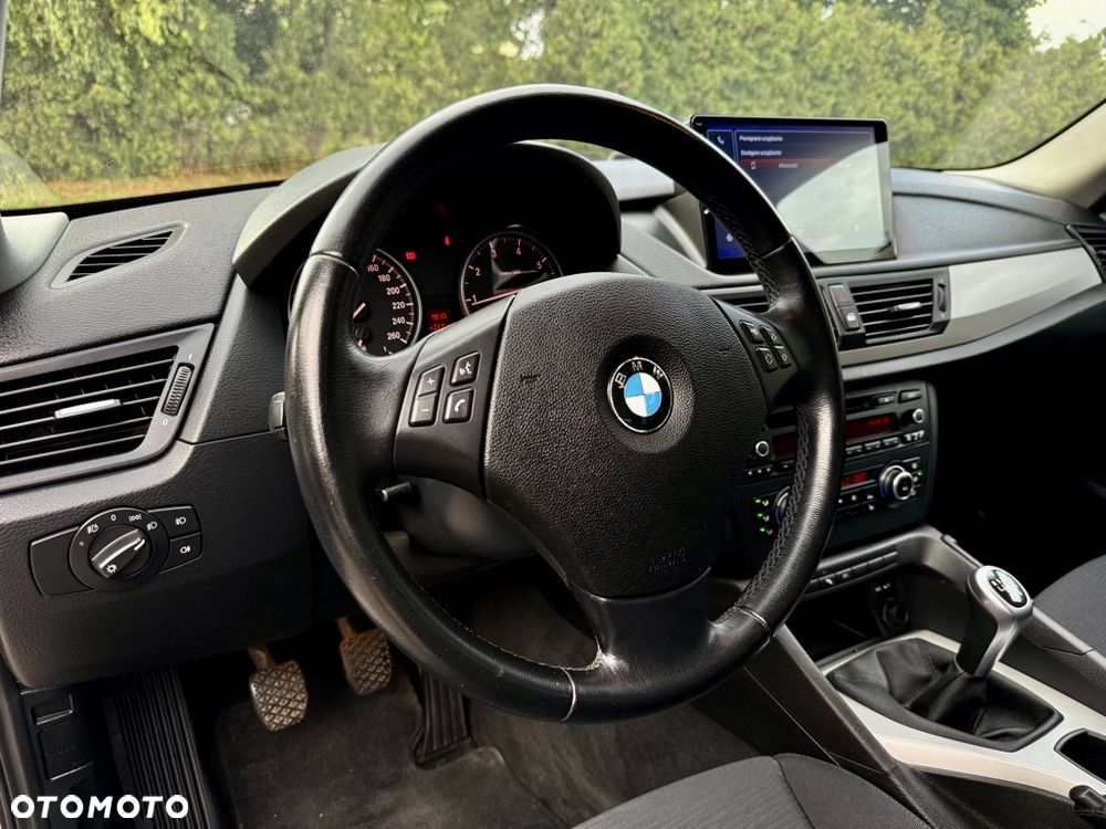 BMW X1 sDrive18i Sport Line - 6