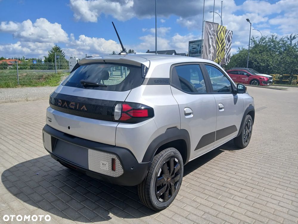 Dacia Spring Electric 24.3kWh 100 Extreme - 5