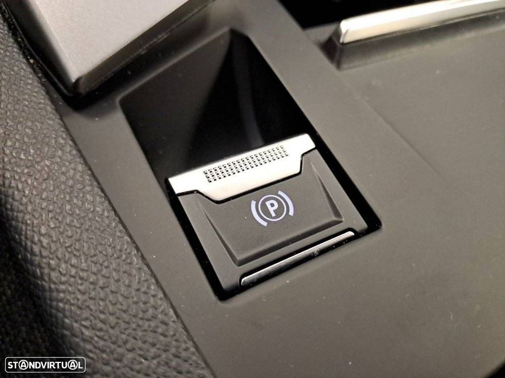 Peugeot 308 SW 1.2 Hybrid Style e-DCS6 - 24