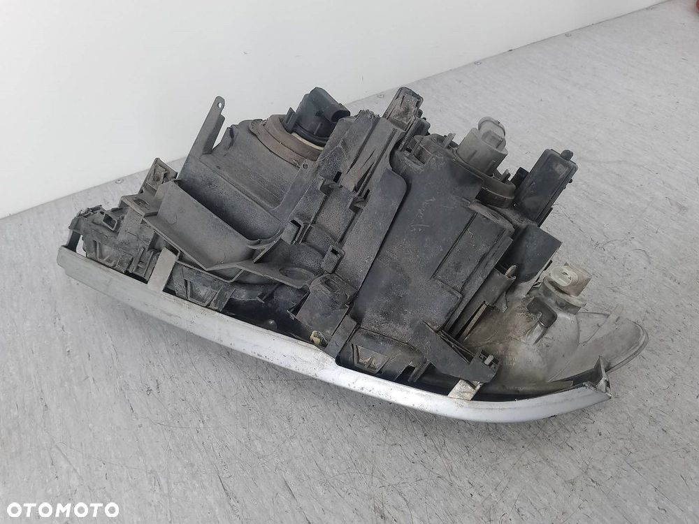 LAMPA PRZÓD PRAWA BMW E46 0301089206 BOSCH - 2