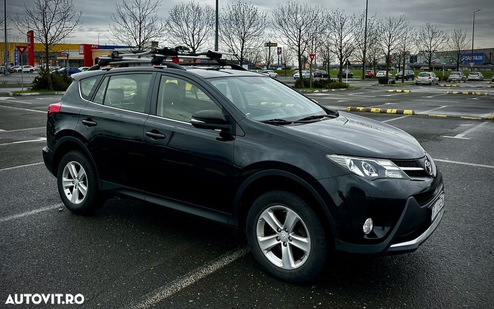 Toyota RAV4 2.2 D-4D 4WD Luxury - 11