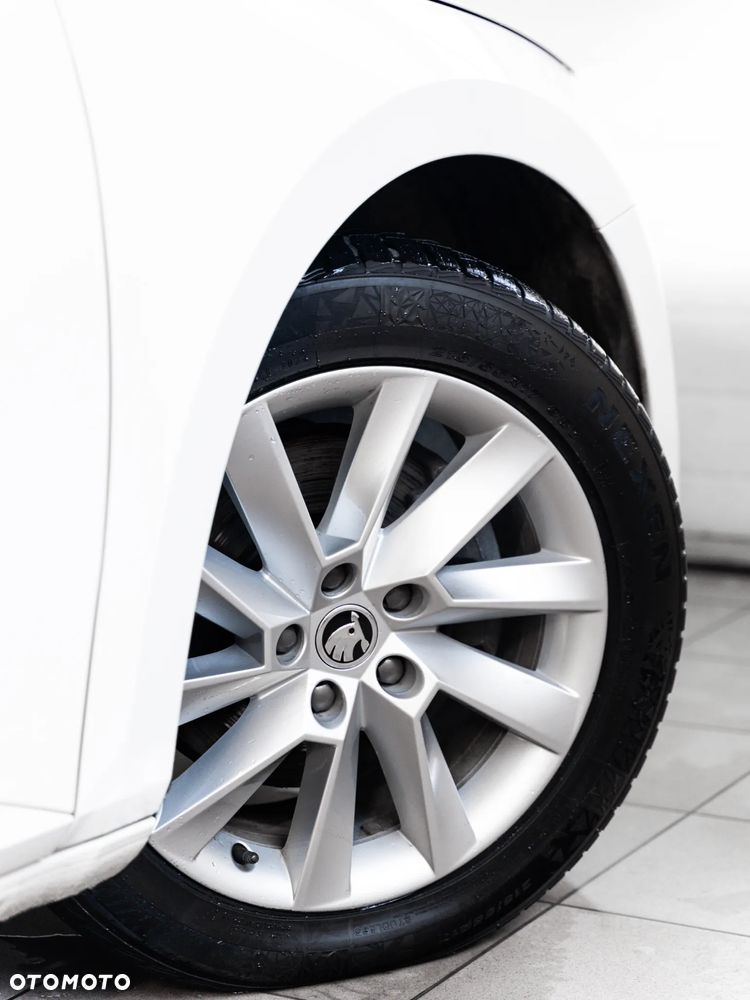 Skoda Superb 2.0 TDI SCR Ambition DSG - 12