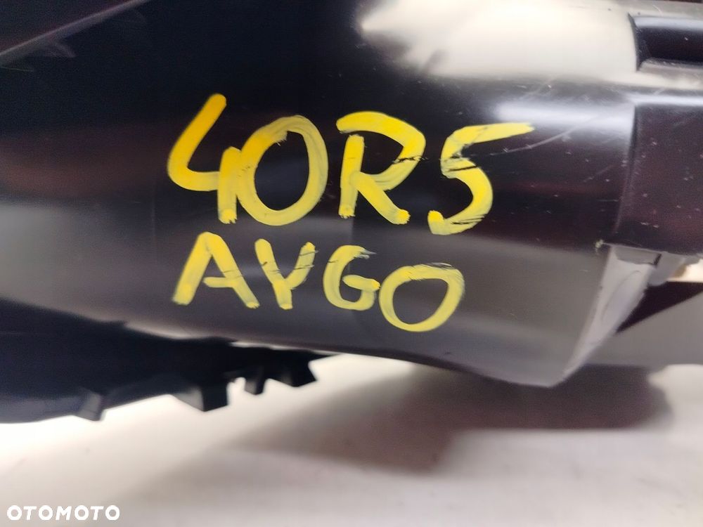 toyota aygo i 05r- reflektor lampa prawy przód prawa przednia - 7