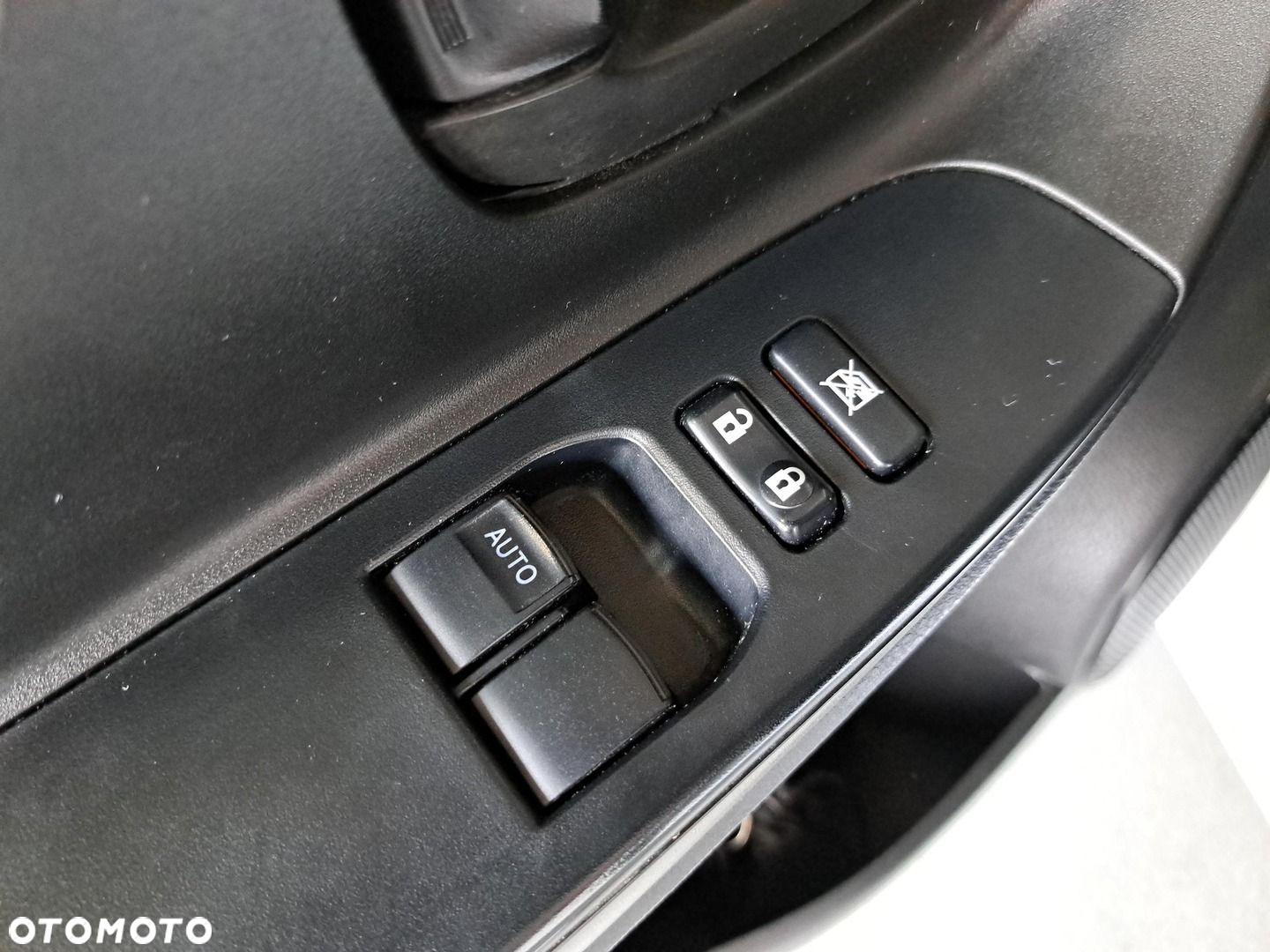 Toyota Yaris - 28