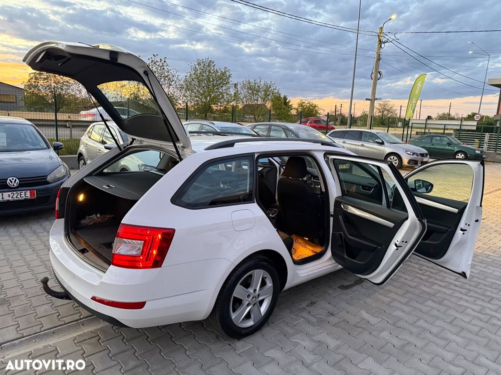 Skoda Octavia 1.6 TDI Green tec 4x4 Elegance - 39