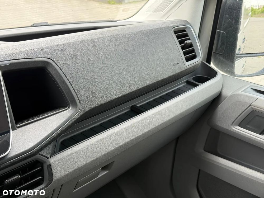 Volkswagen Crafter - 27