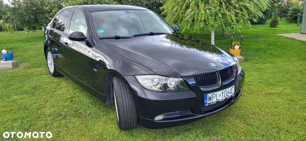 BMW Seria 3 320i - 10