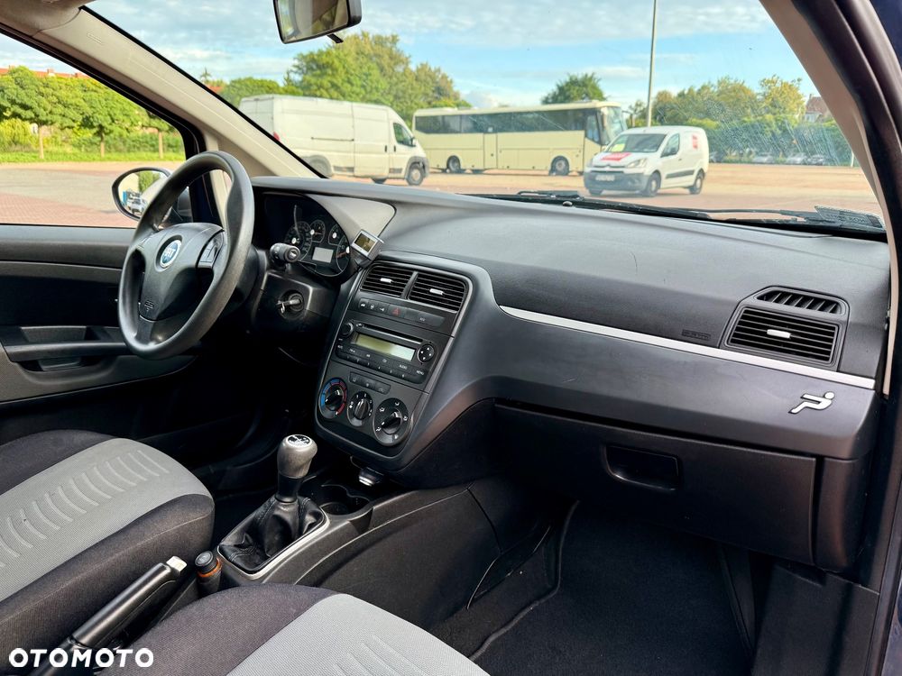 Fiat Grande Punto 1.4 8V Dualogic Dynamic - 16