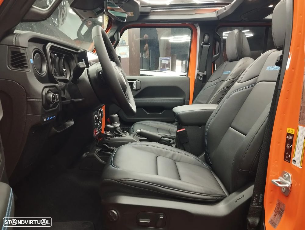 Jeep Wrangler Unlimited 2.0 TG 4xe Rubicon - 25