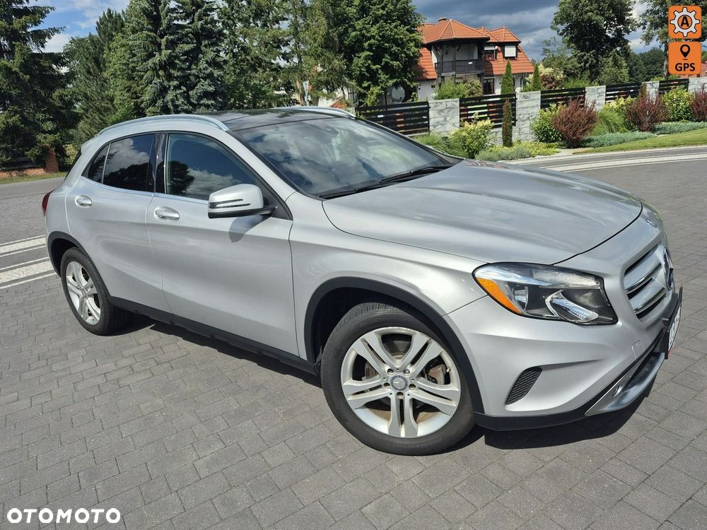 Mercedes-Benz GLA - 1