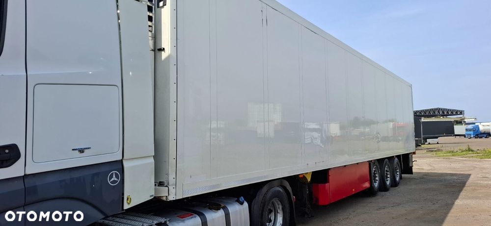 Schmitz Cargobull SKO - 7