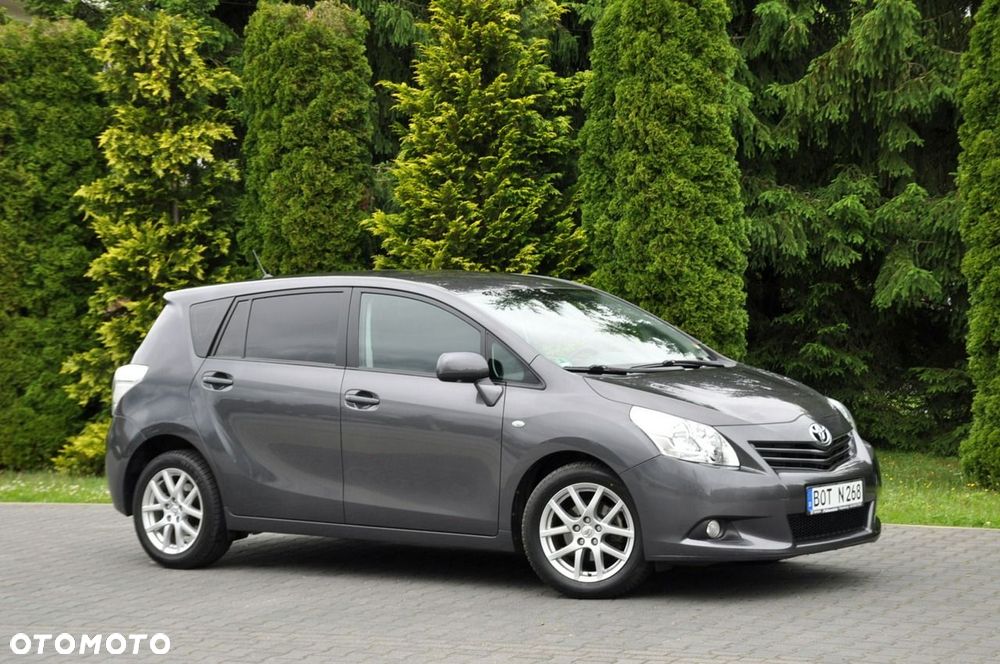 Toyota Verso - 4