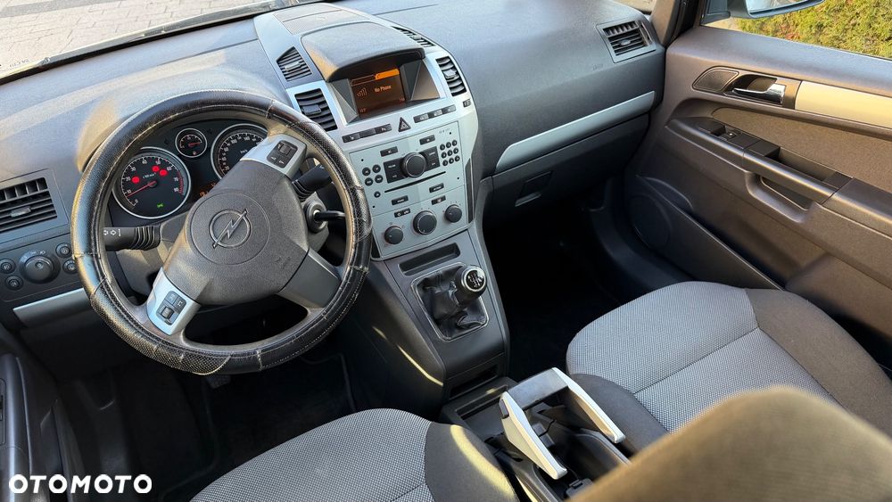 Opel Zafira 1.6 Elegance - 11