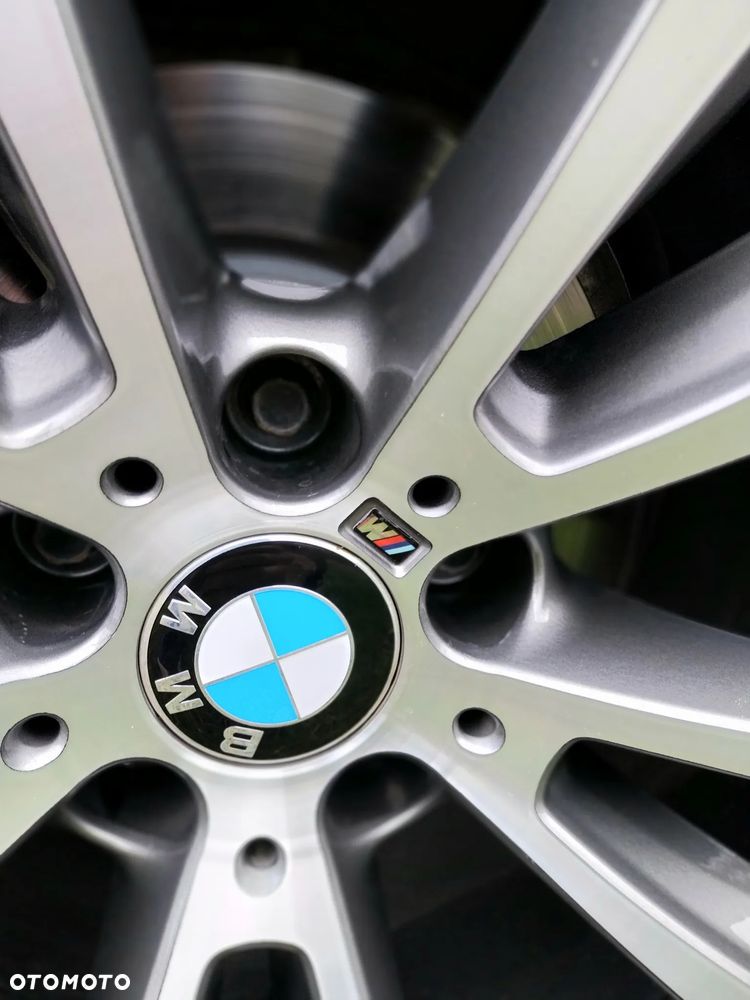 BMW X6 xDrive35i - 16