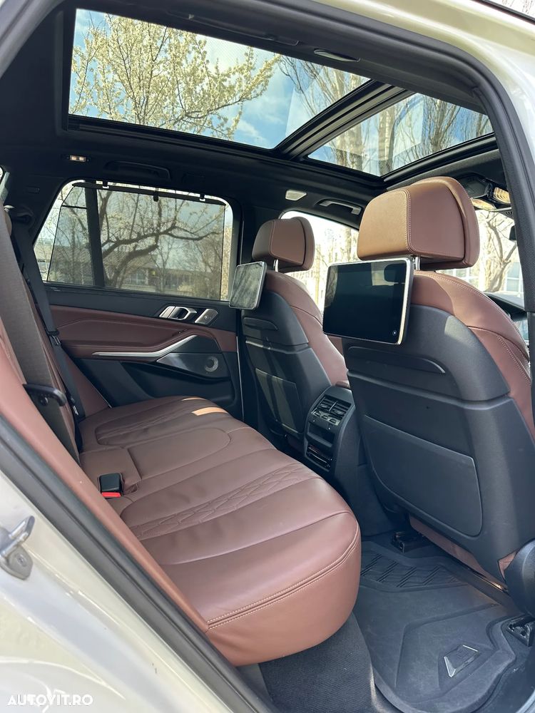 BMW X5 M M50d - 23