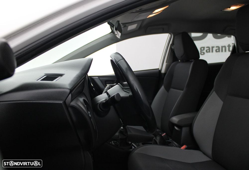 Toyota Auris 1.4 D-4D ACtive+AC - 17