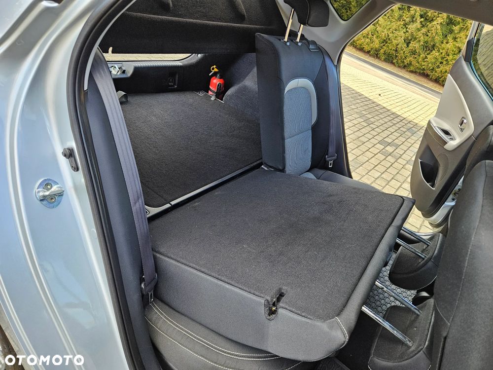 Kia Ceed 1.6 GDI L Business Line - 28