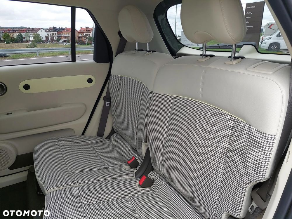 Hyundai Inster 49kWh Smart - 16