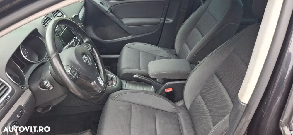 Volkswagen Golf 2.0 TDI BlueMotion Technology Highline - 12