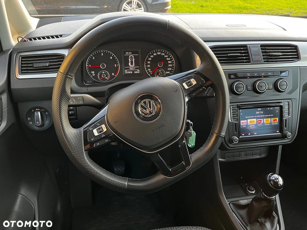 Volkswagen Caddy 2.0 TDI Comfortline - 23