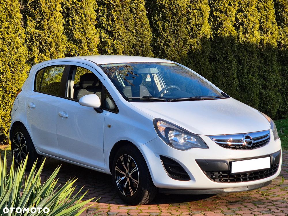 Opel Corsa 1.2 16V Edition / Active - 11
