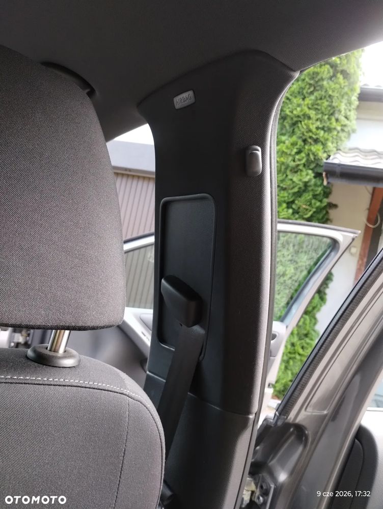 Volkswagen Golf - 27